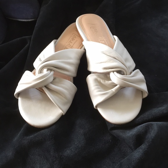 Nanette Lepore sandals slides - Picture 1 of 7